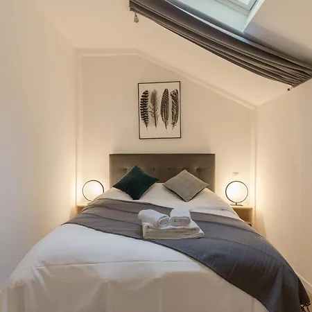 Travel Homes - L'arsenal, En Hyper Centre Lägenhet *